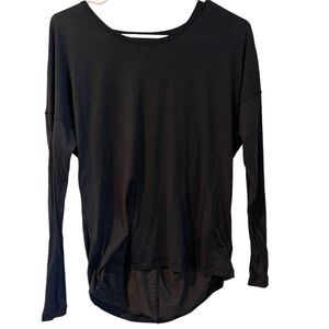 Lululemon long sleeve top black